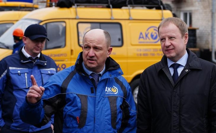 Виктор Томенко посетил Алтайкрайэнерго