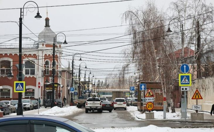 Световой потолок на Льва Толстого