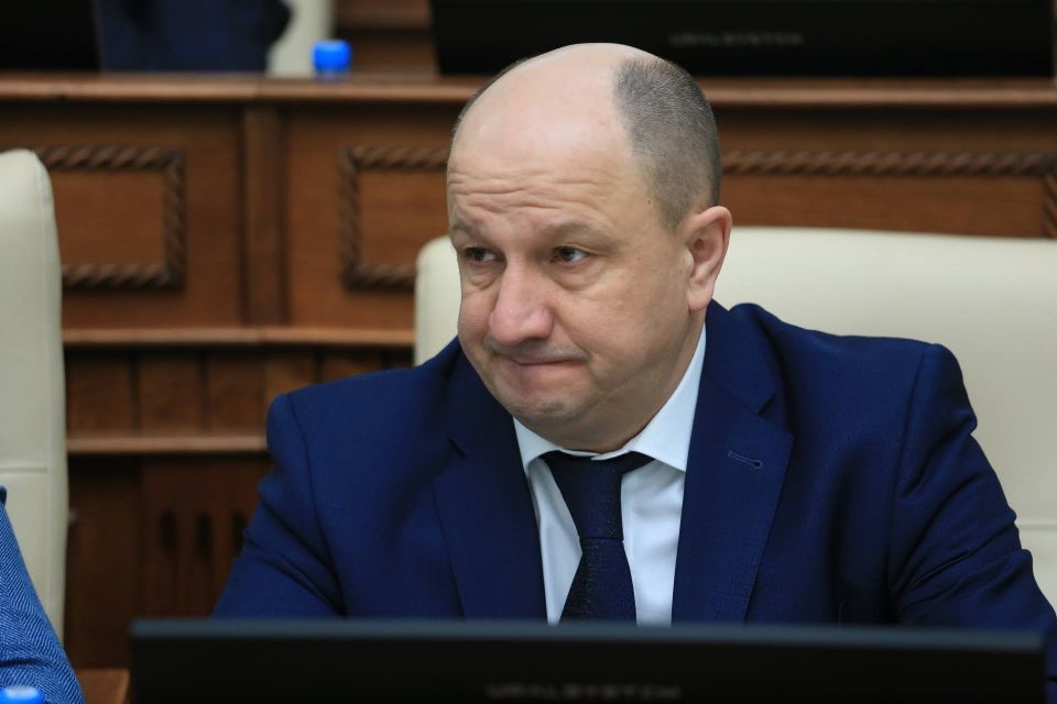 Руководитель фракции "Единая Россия" Сергей Приб