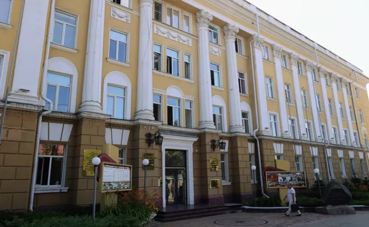 Алтайский государственный медицинский университет (АГМУ) 