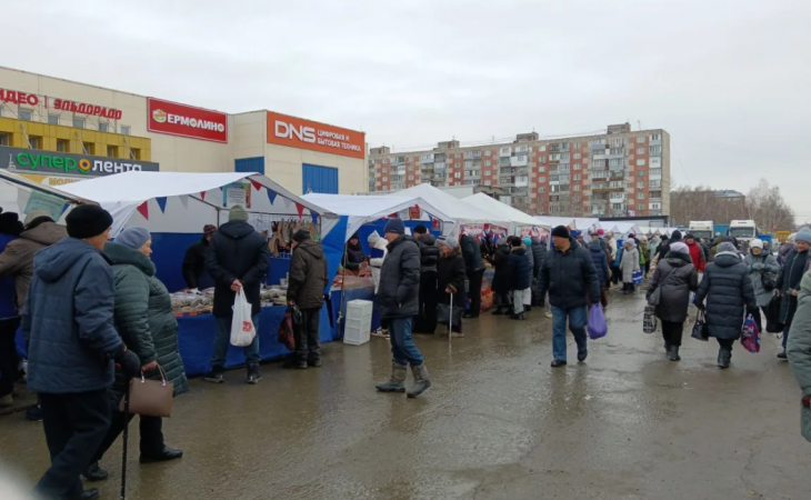 Продовольственная ярмарка в Барнауле
