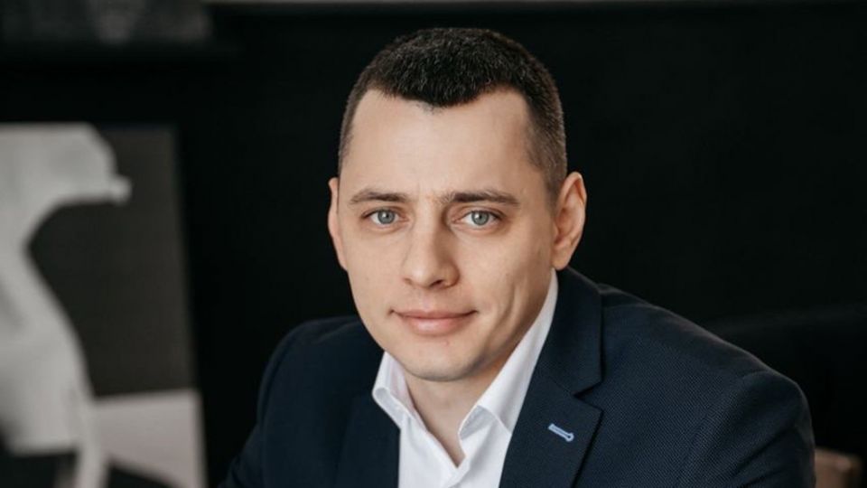 Виктор Омелянчук