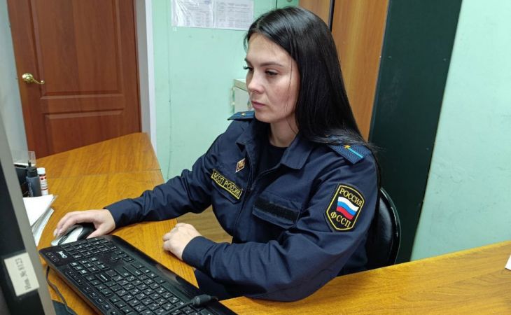 Судебные приставы