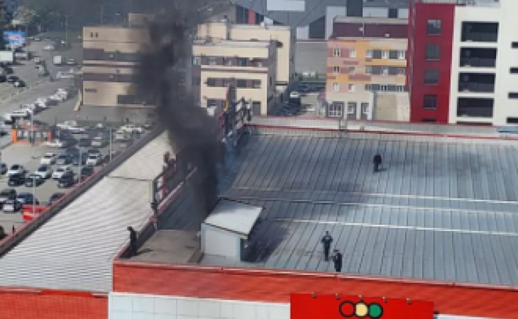 Пожар в ТРЦ "Праздничный"