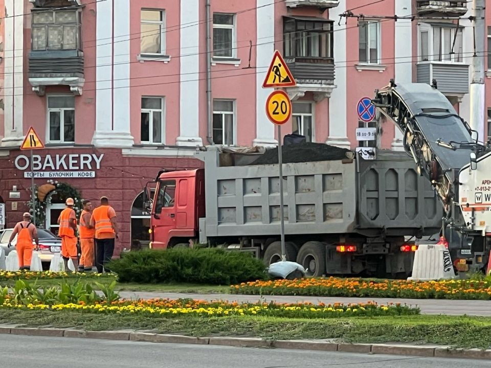 Ремонт дороги на Ленина.