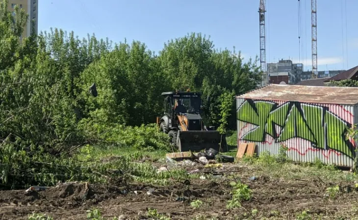 Работы в парке 300-летия Барнаула