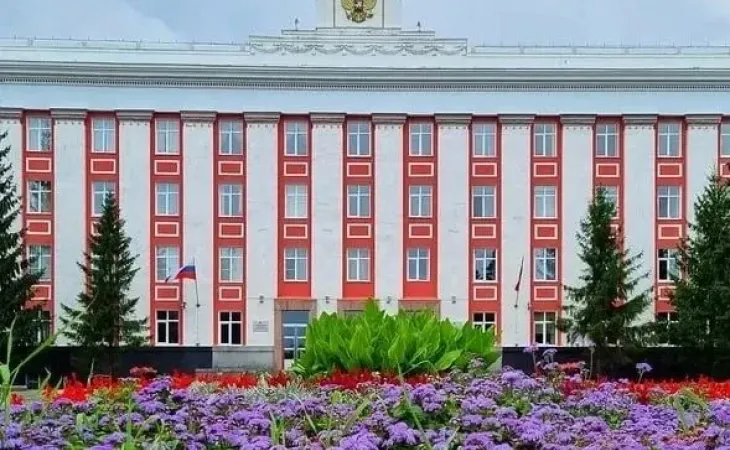Здание Правительства в Барнауле