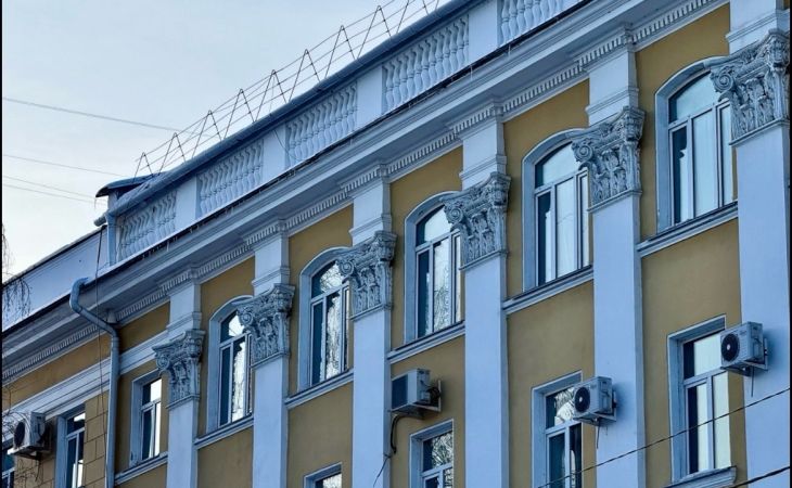 Фасад АГМУ