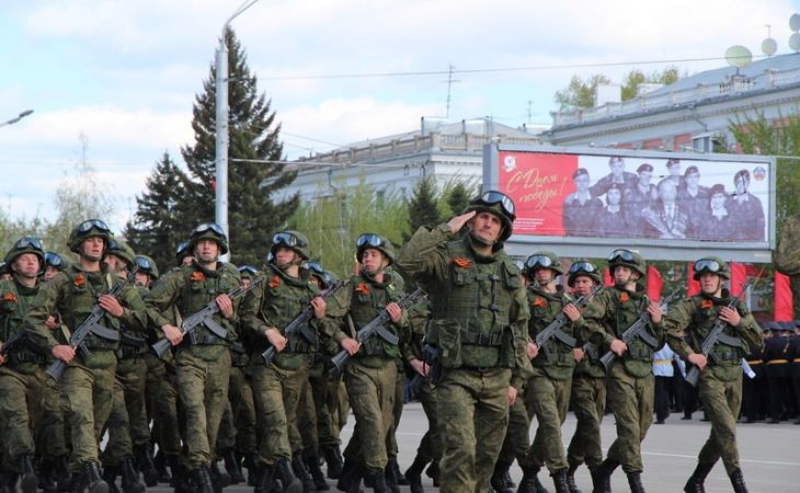 Военнослужащие