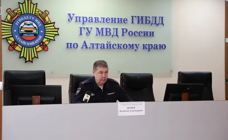 Руководитель управления Госавтоинспекции ГУ МВД России по Алтайскому краю Владислав Перцев