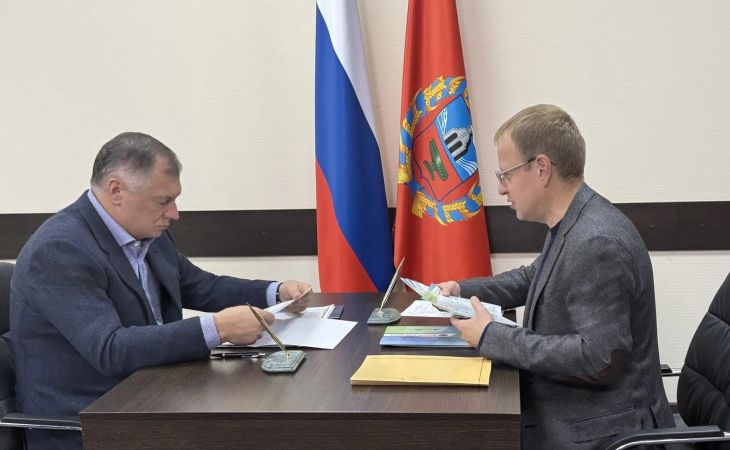 Рабочая встреча Виктора Томенко и Марата Хуснуллина
